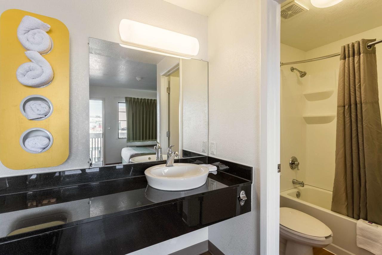Hotel 6-el Paso, Tx - East El Paso